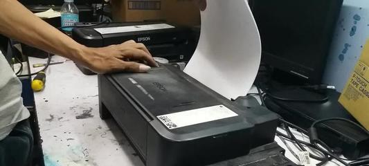 解决打字复印机卡纸的实用方法